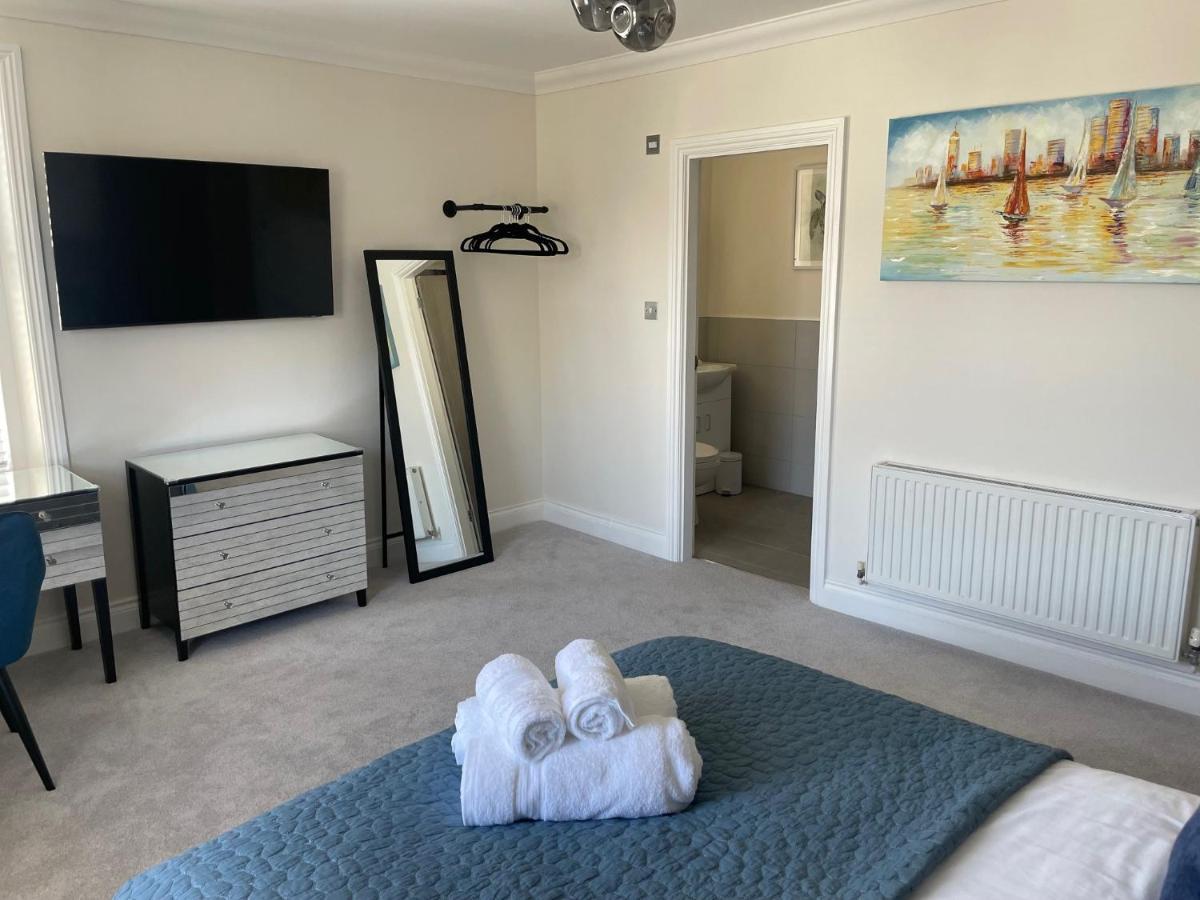 Exquisite Apartment, Stone Throw From The Beach Bournemouth Exteriér fotografie